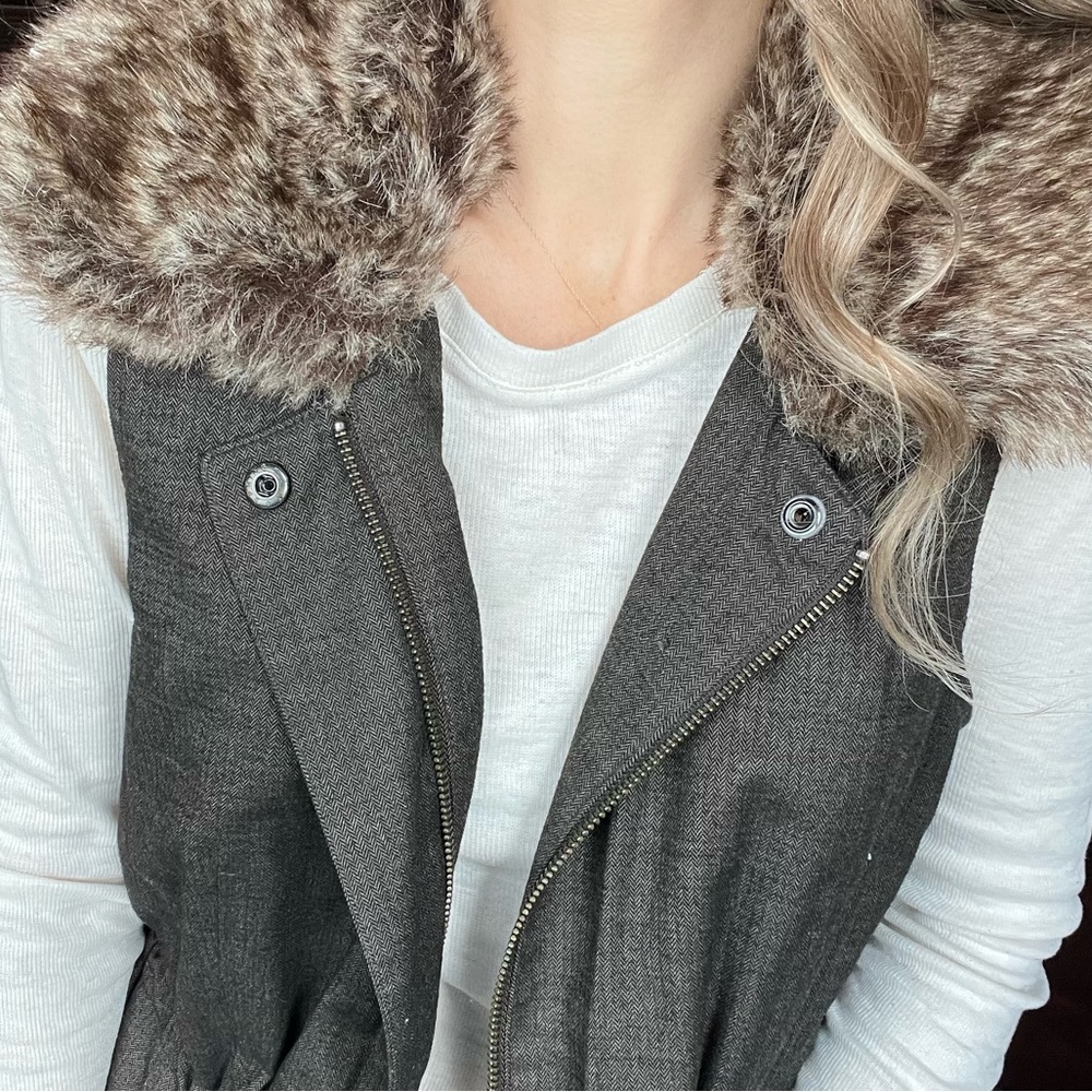 J Jill Utility Tweed vest faux fur adjustable brown size s - Picture 2 of 13